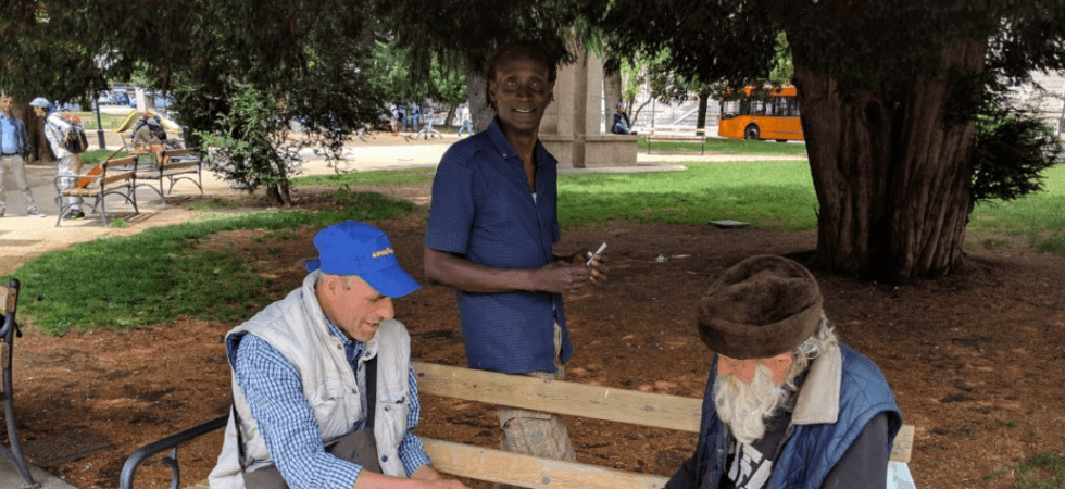 Piazza Dante? Ce la racconta chi la vive: Uno dei grandi problemi è che tra i centrafricani molti sono ragazzini