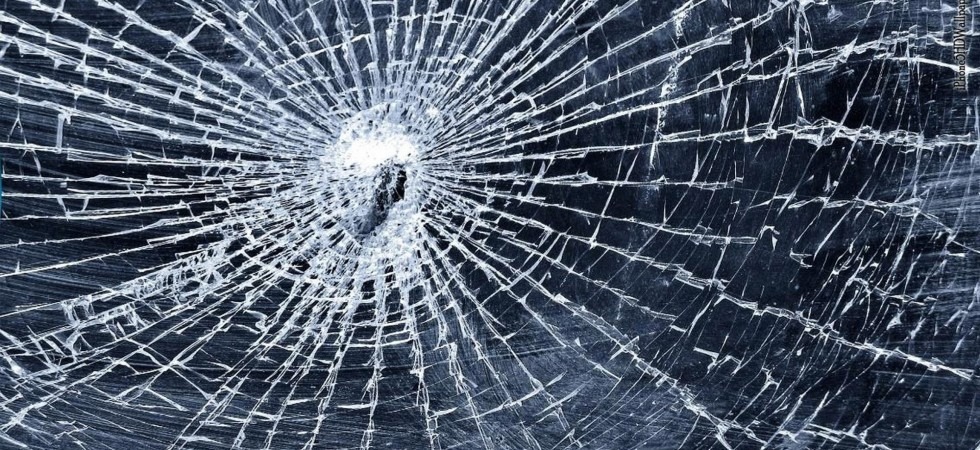 Furto al bazar, spariti i contanti
