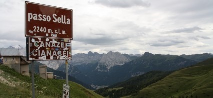 Il Comune di Canazei contro la chiusura del Sella, il Comitato: Trento e Bolzano?