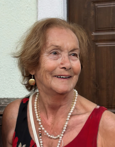 Valentina Scaglia in Beltrami
