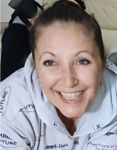 Mara Donati in Guella
