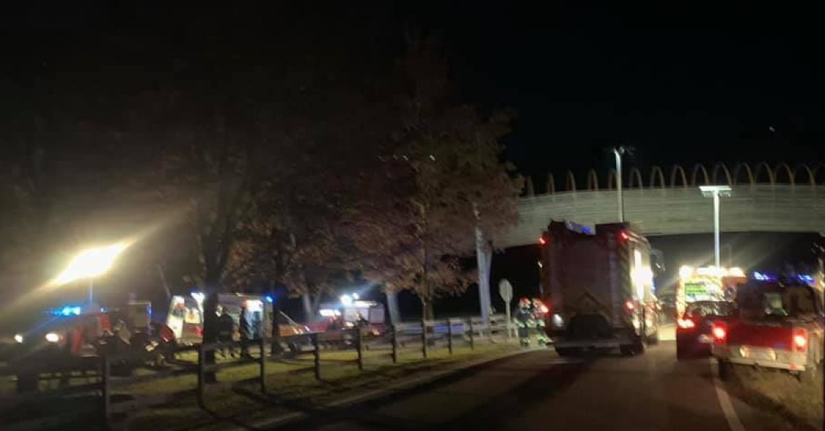 Paura nella notte, schianto frontale tra due auto. Due ragazzi di 24 e ...