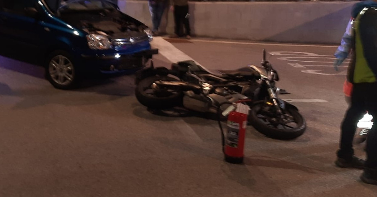 Schianto moto - auto, un ragazzo di 18 anni trasportato in ospedale ...