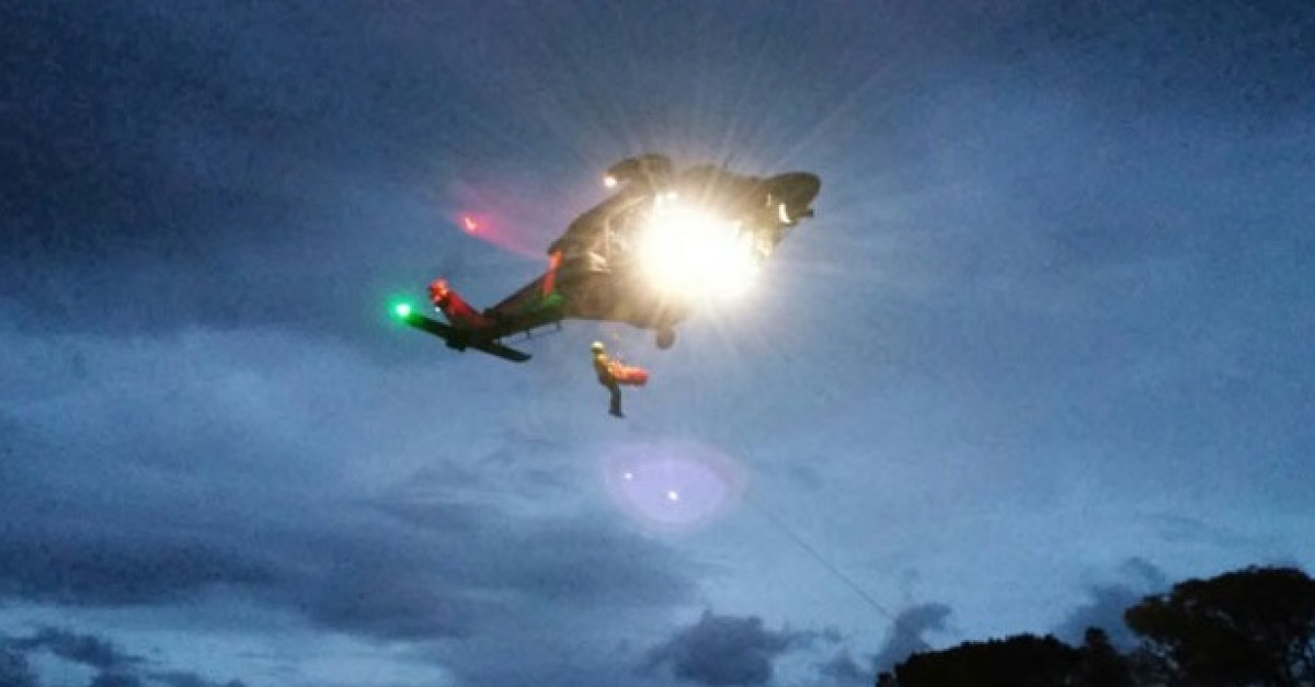 Dramma in montagna, scivola per 50 metri in un canale davanti gli occhi ...