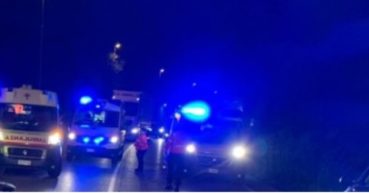 Tremendo schianto frontale nella notte, è morto un ragazzo di 24 anni ...