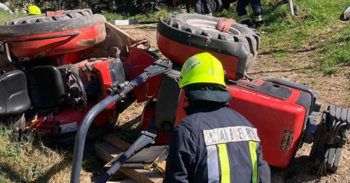 Perde il controllo del trattore e il mezzo si ribalta (FOTO): paura ...