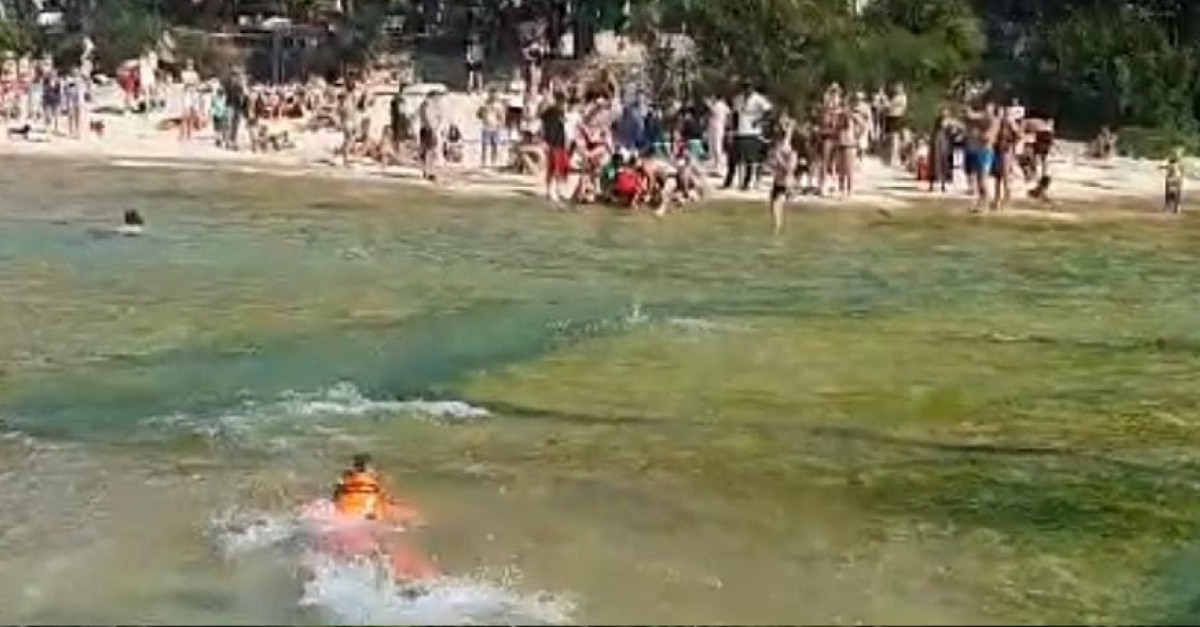 Scivola sugli scogli e sbatte la testa (FOTO), ferito recuperato e ...
