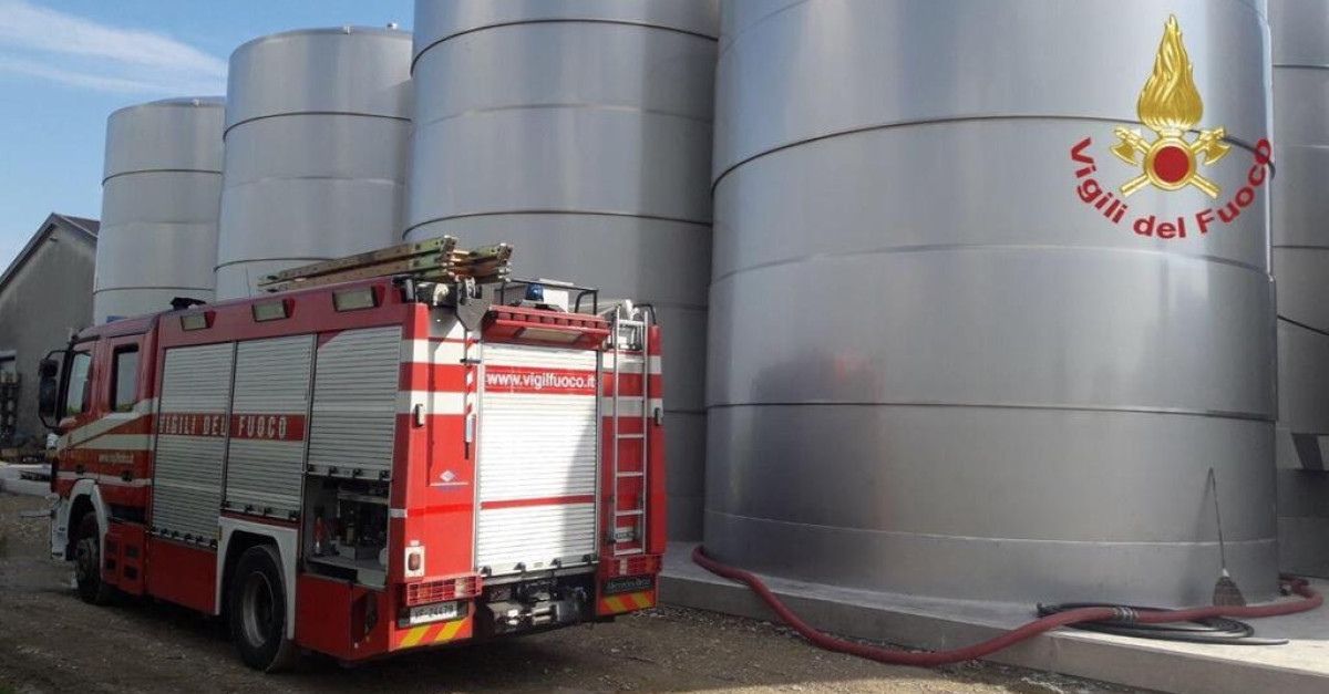 Tragedia in una cantina, un uomo cade e muore dentro a un silos ...