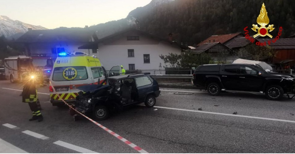 Tragico scontro tra un Suv e un'auto, un conducente è morto nel ...