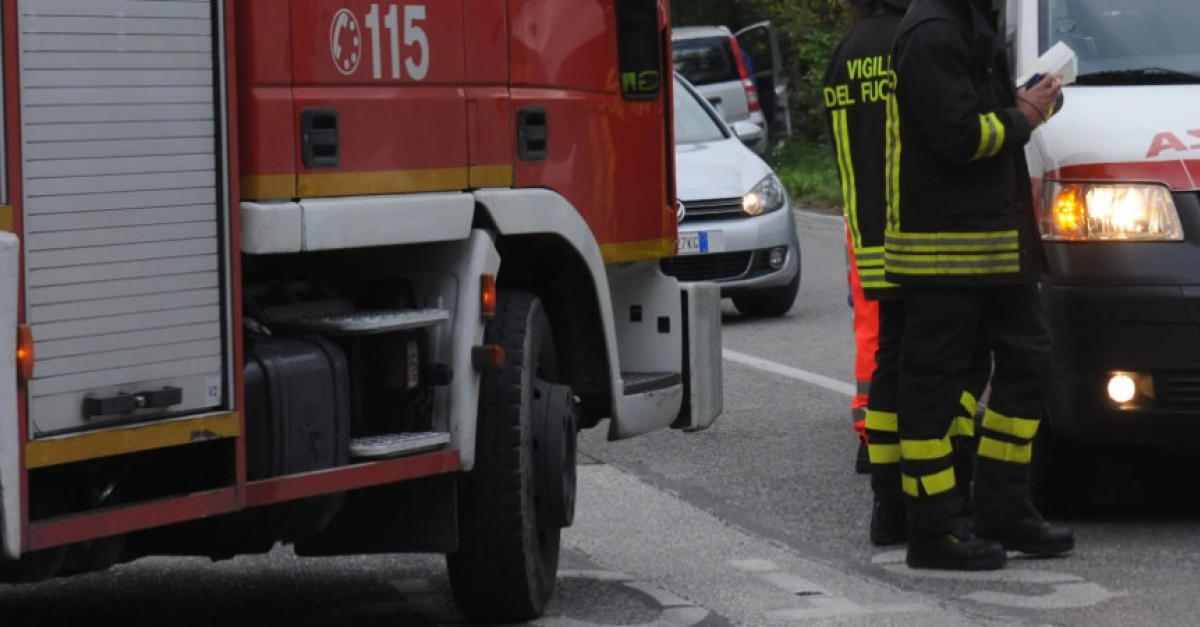 Schianto moto-macchina: in codice rosso al Santa Chiara un ragazzo di ...
