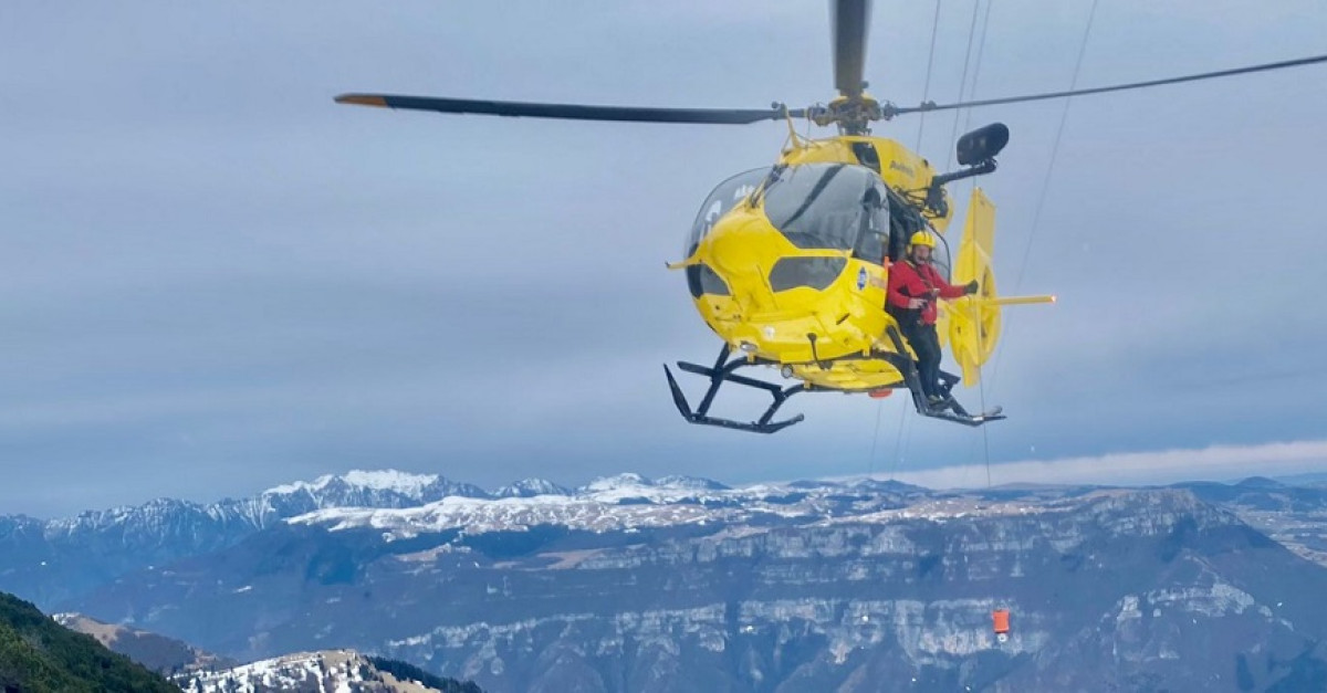 Tragedia sul Monte Baldo, un escursionista precipita per centinaia di ...