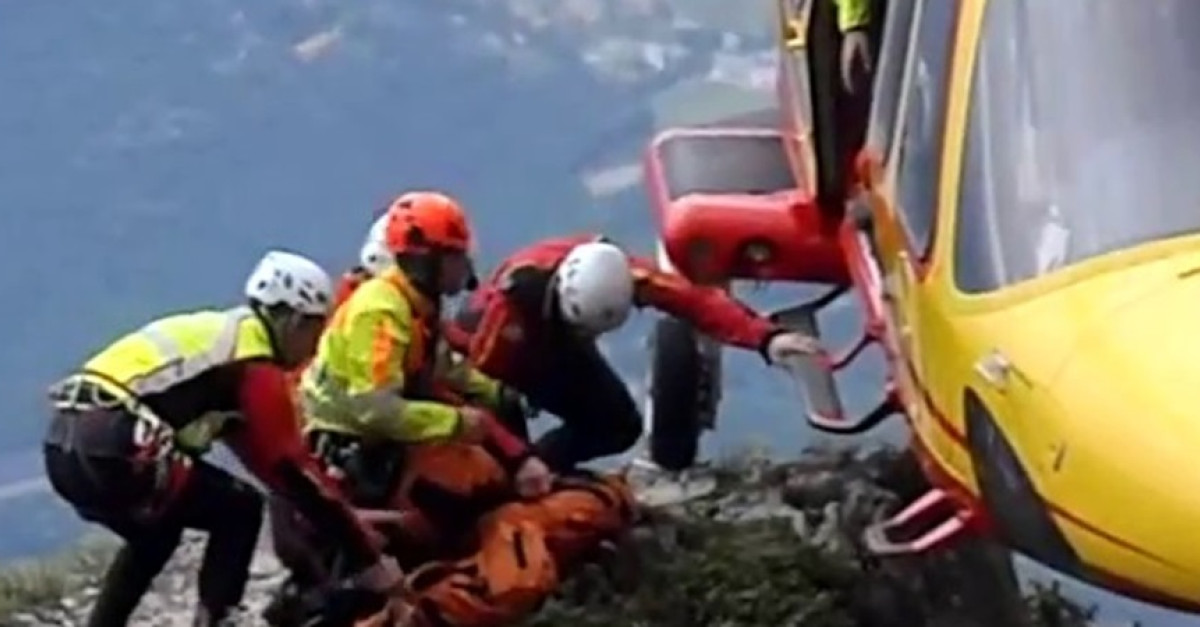 Precipita per 50 metri davanti agli occhi degli amici, morto un ...