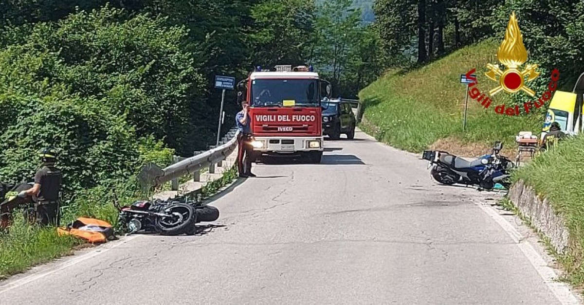 Schianto tra due moto lungo la provinciale (FOTO): un uomo trasportato ...