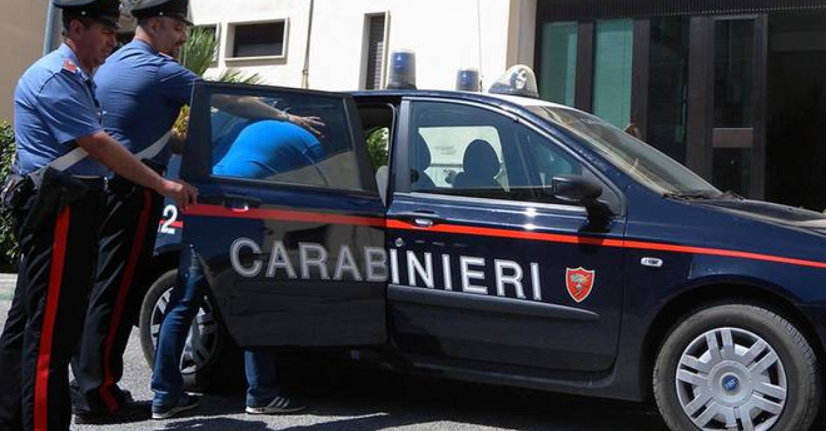 I gioielli rubati li teneva nella spazzatura, beccato a Roma ladro ...