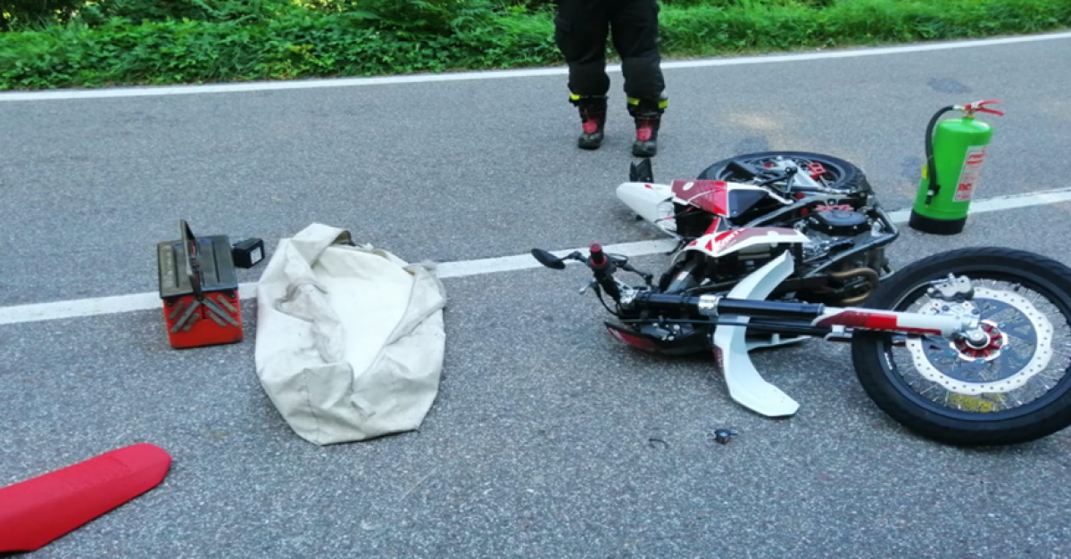 Terribile scontro tra un camper e una moto: gravissimo un giovane ...