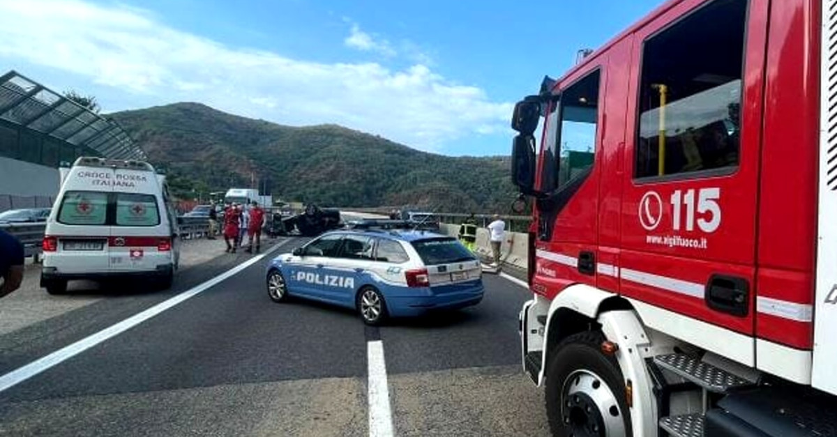 Terribile incidente in A22, scontro tra un camion e un'auto: chiuso il ...