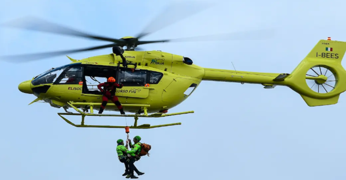 Scivola e cade tra le rocce sotto gli occhi delle figlie: soccorso un ...