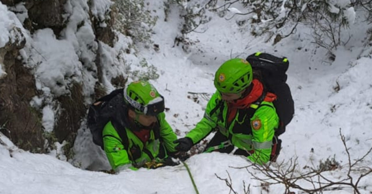 Incidente in quota: scivola per 80 metri nel canale innevato davanti ...