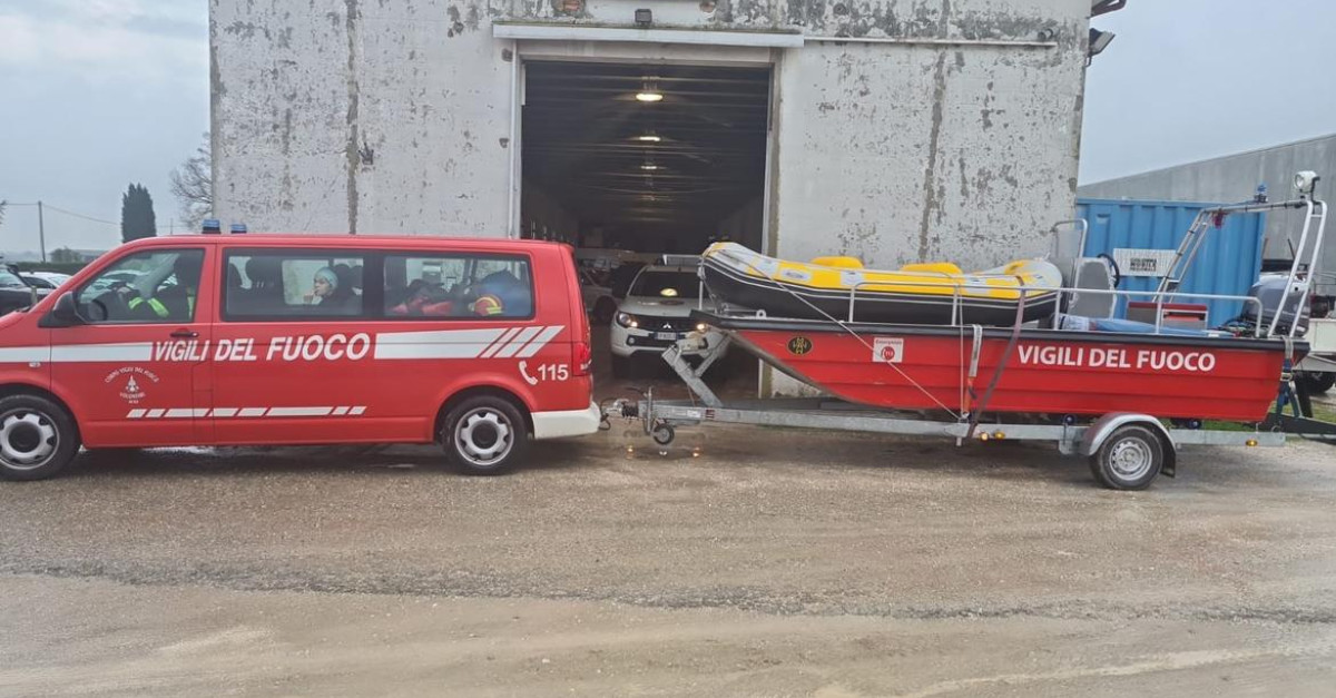 Maltempo, 15 vigili del fuoco dal Trentino in Emilia Romagna con le ...
