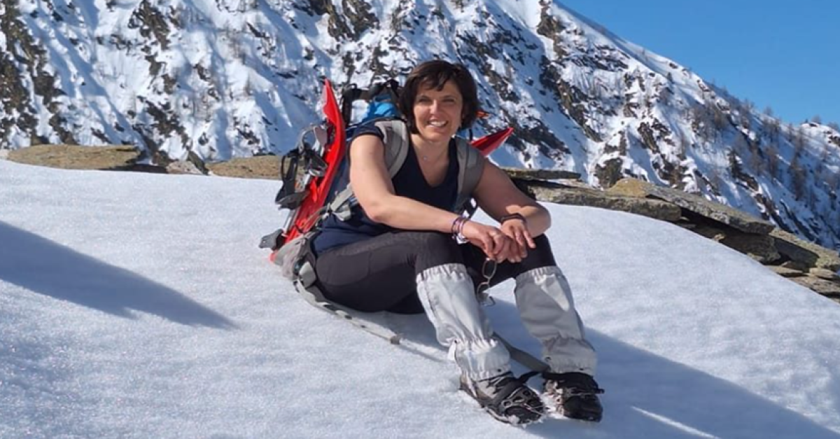 Tragedia in montagna, inciampa sul sentiero e precipita nel vuoto sotto ...