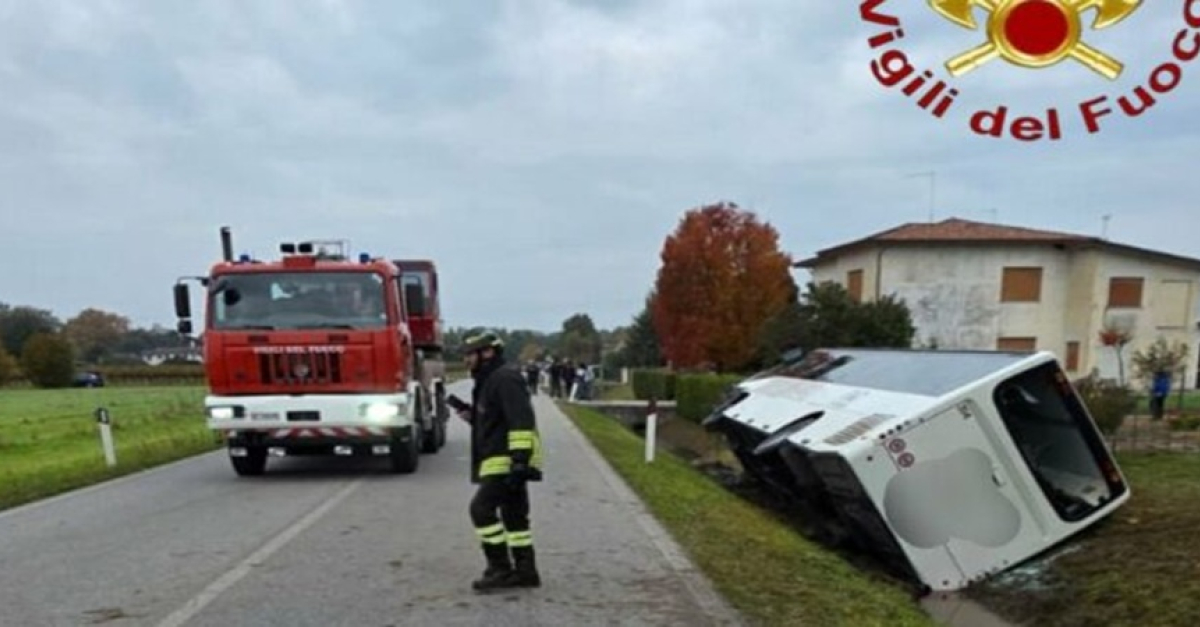 Terribile incidente tra un Suv e uno scuolabus con a bordo 50 studenti ...
