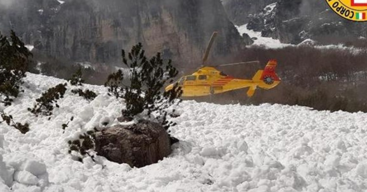Tragedia in montagna, muore scialpinista di 50 anni travolto da una ...