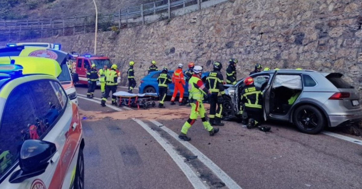 Violento scontro frontale tra due auto all'uscita dell'A22 (FOTO), in ...