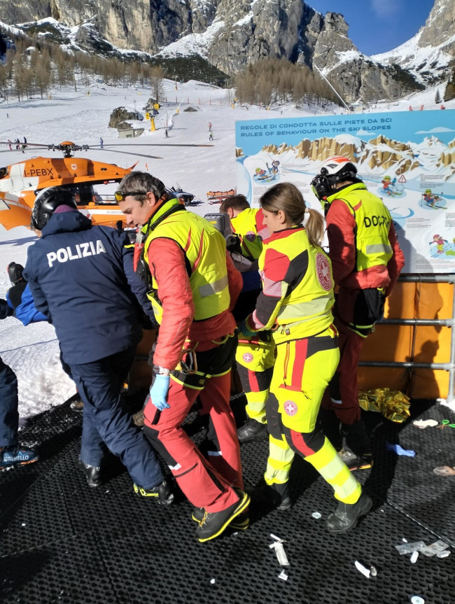 Ha un infarto mentre scende sulle piste da sci, una persona salvata ...
